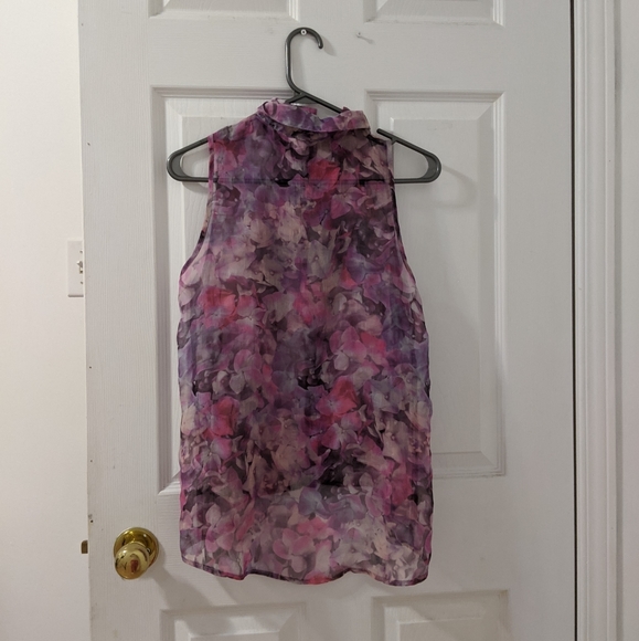 Button up tank - Picture 2 of 2